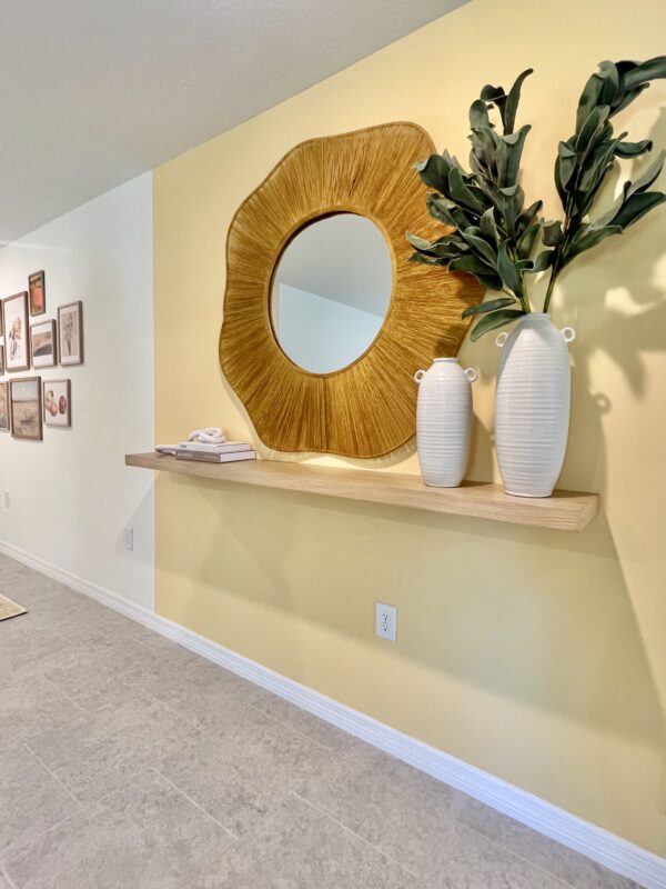 Richmond Cove Palm Bay Holiday Builders Model Home entry