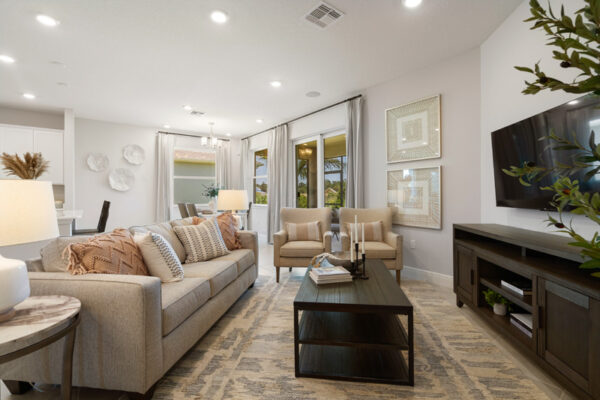 Holiday Builders Biscayne sales center in Spirit of Sebastian.