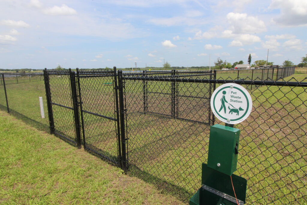 Community dog park, Eden Hills, Lake Alfred