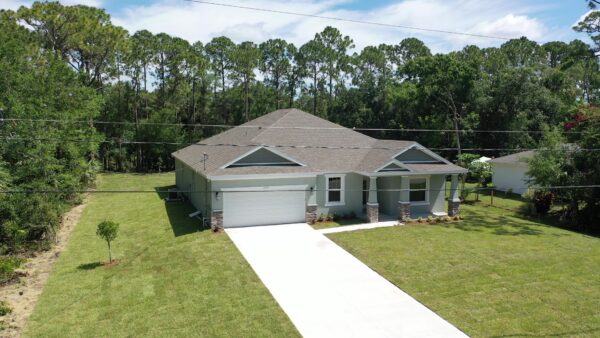 Employee home Holiday Builders. 