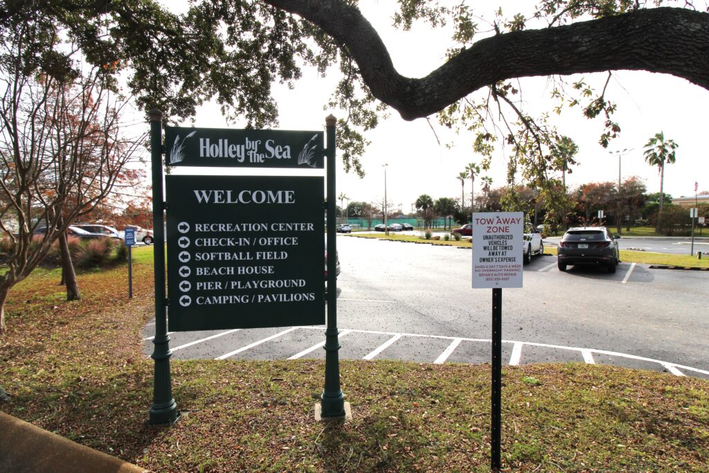 Holley by the Sea amenities signage