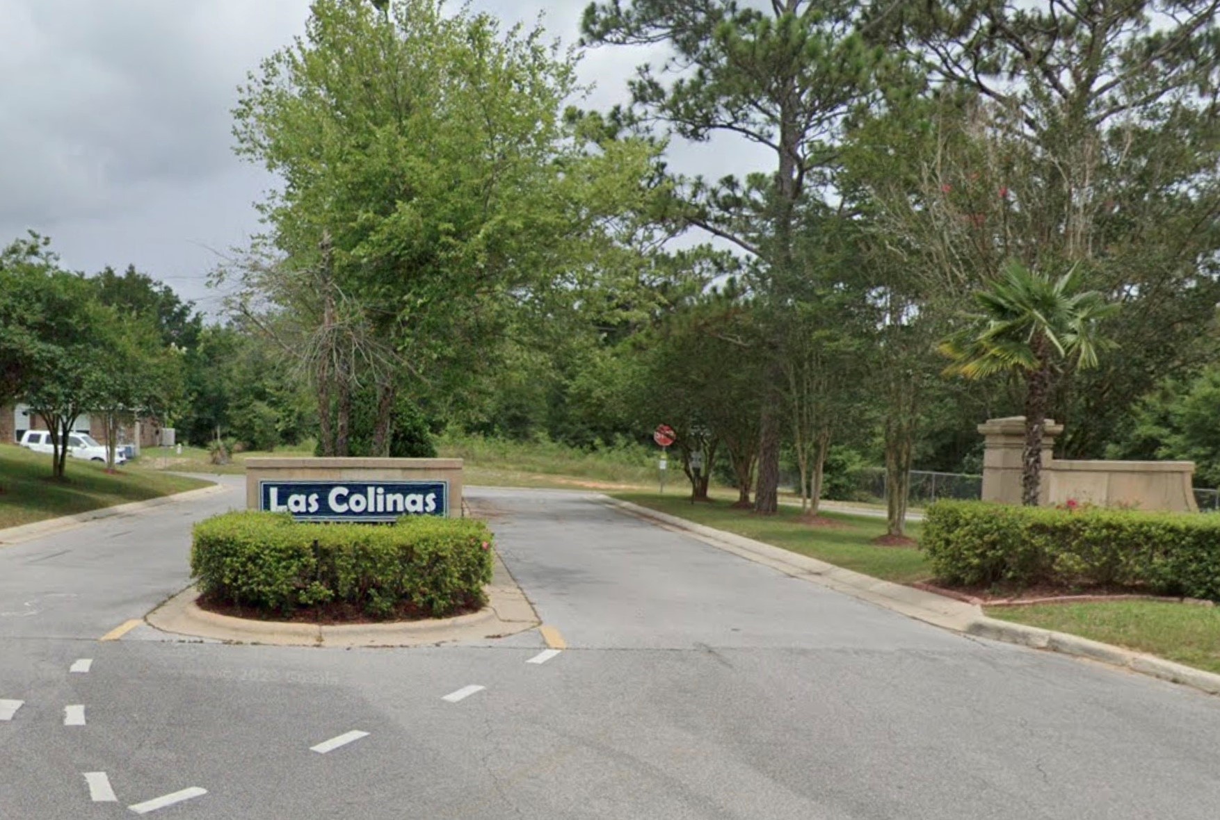 Entrance sign to a community of Las Colinas